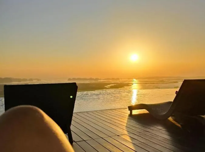 Tomstay By A La Carte Hotel 5*
