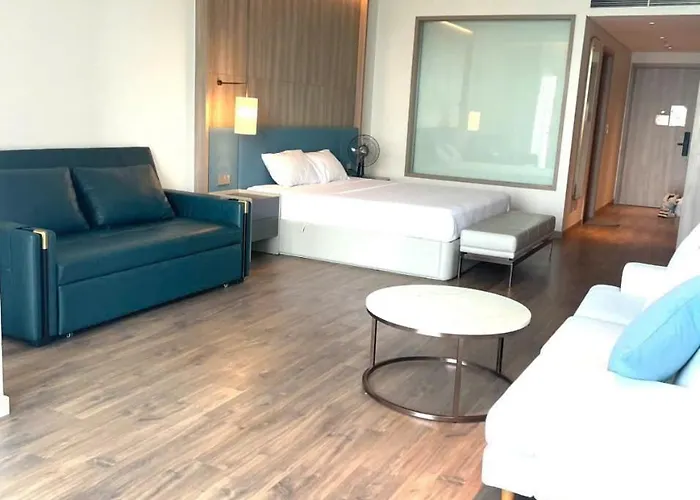 Tomstay By A La Carte Hotel Ha Long